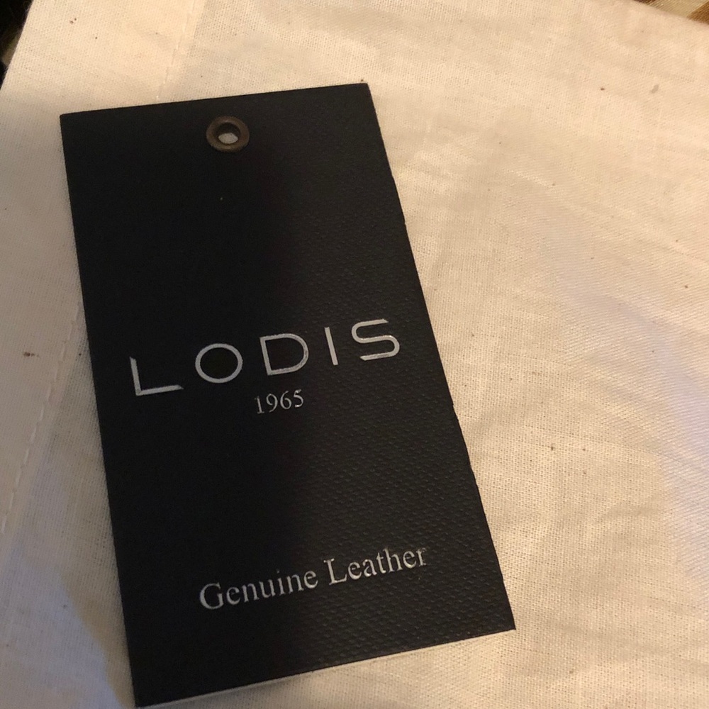Lodis Leather Wallet.  Make an offer!! 🙂 - Picture 6 of 8